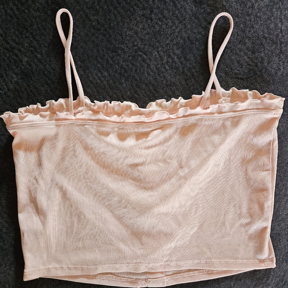 Soft pink crop top - Picture 2 of 4